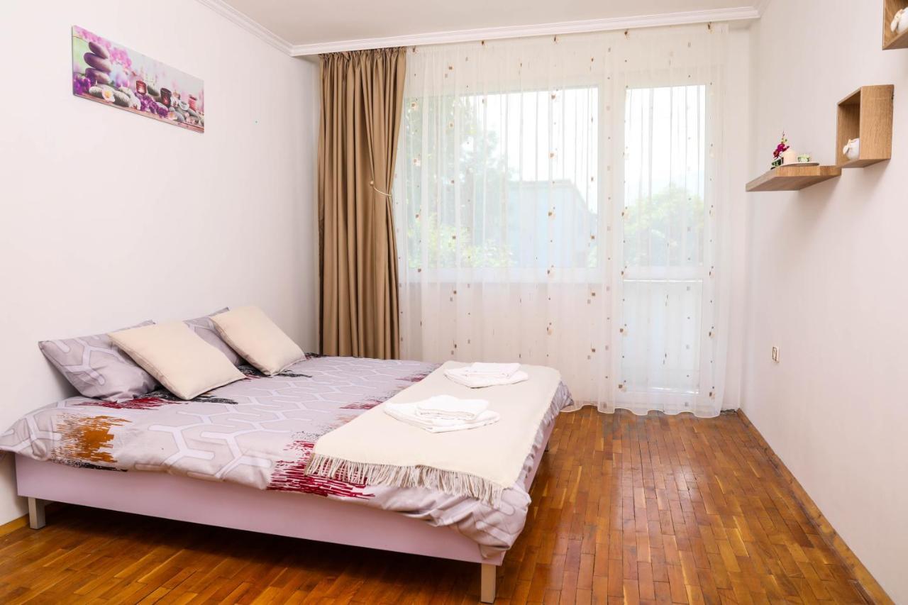 Krichim Apartments,Three-Bedroom, Large Apartment, Top Center Sofia Exterior photo